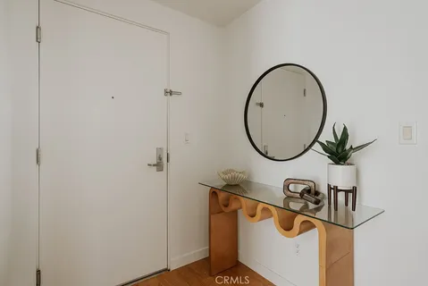 $765,000 | 2400 Corinth Avenue, Unit 21, Los Angeles, CA 90064