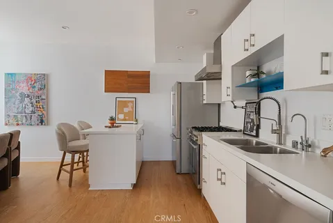 $765,000 | 2400 Corinth Avenue, Unit 21, Los Angeles, CA 90064