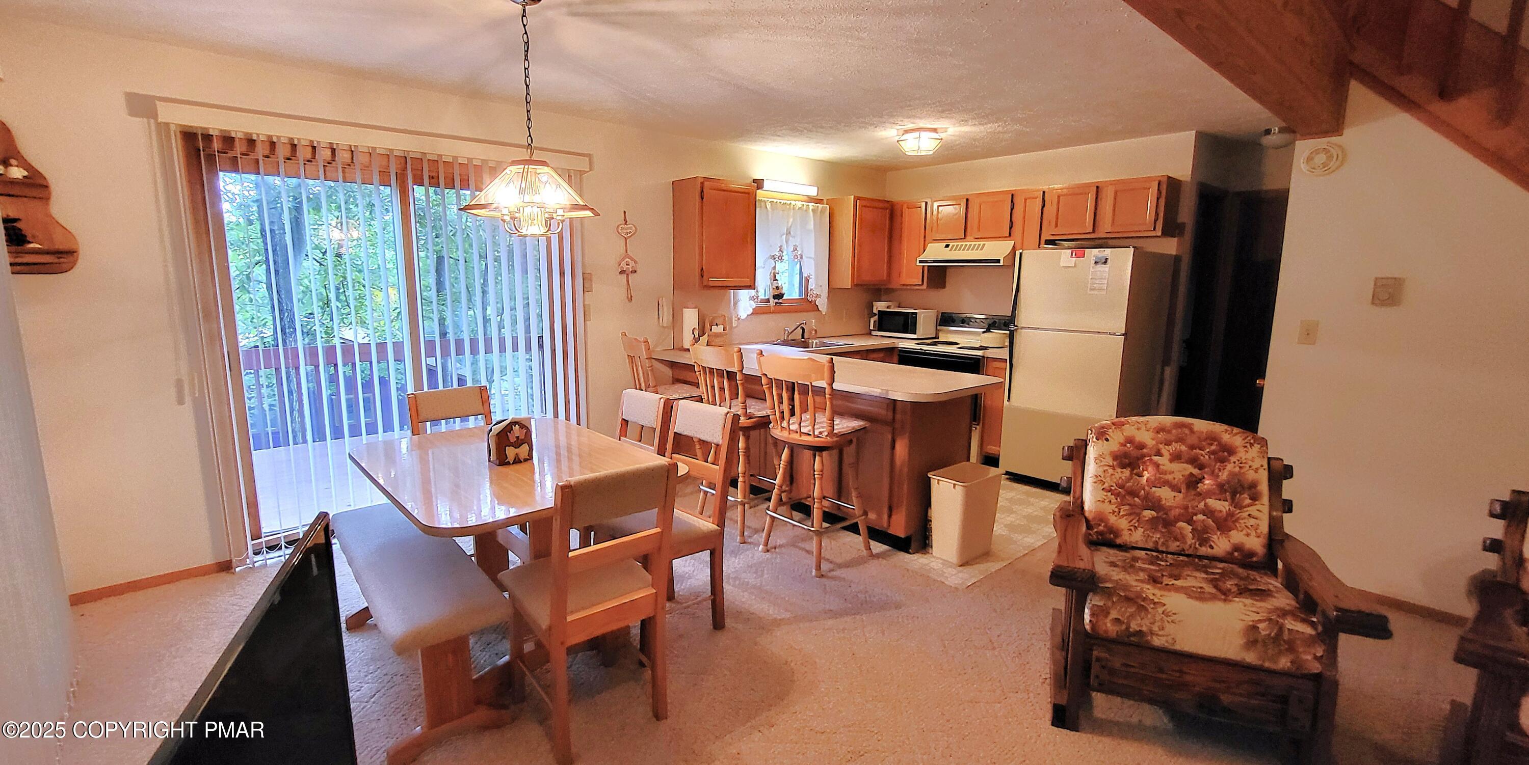 188 Radcliff Road Bushkill, PA 18324 - Photo 7 of 51 20250826_163357