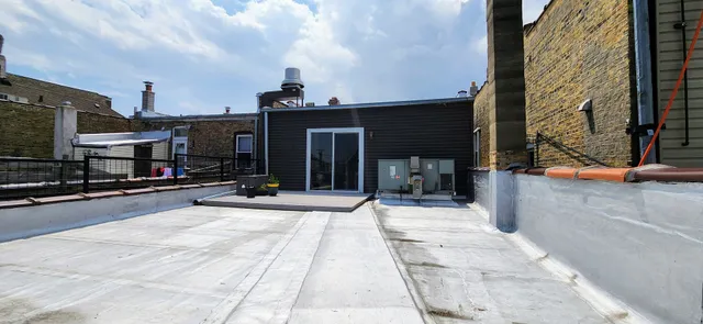 $895,000 | 3816 West Montrose Avenue, Chicago, IL 60618