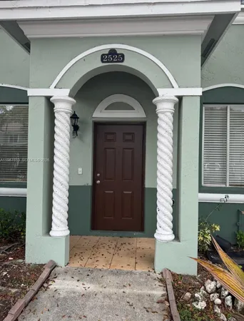 $2,200 | 2525 Southeast 14th Avenue, Unit 386, Homestead, FL 33035