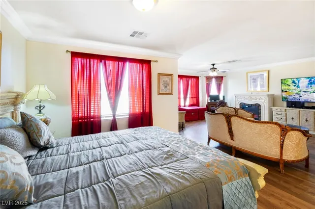 $939,000 | 7682 Calm Passage Court, Las Vegas, NV 89139