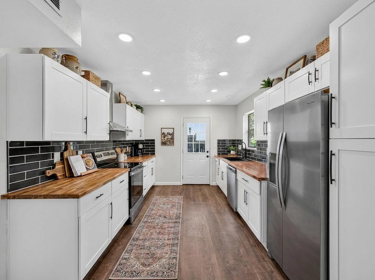 8193 Deadeye Road Payson, AZ 85541 - Photo 1 of 56 Gallery Image 1