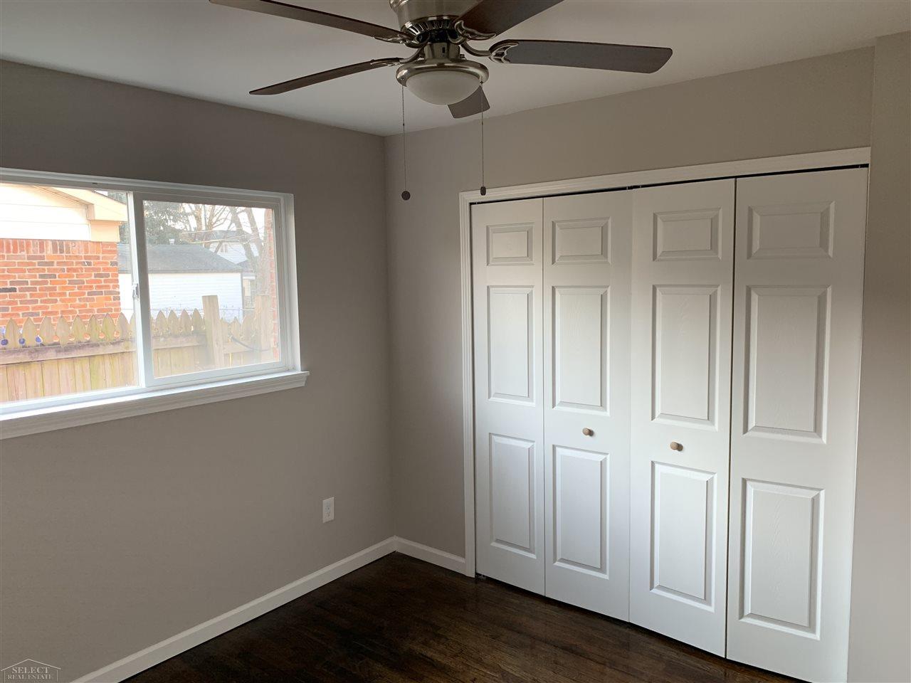 30209 Hayes Road Warren, MI 48088 - Photo 21 of 32 50001209-20.JPG