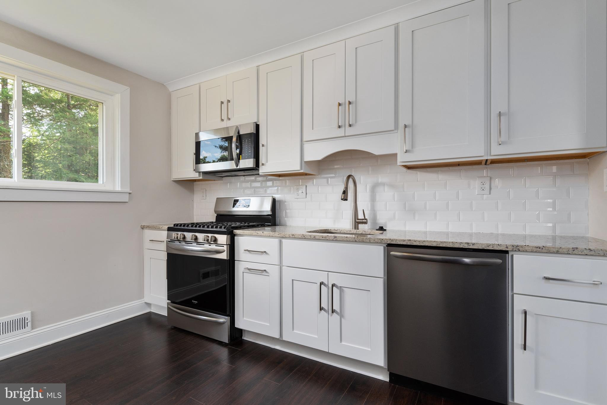 3402 Weller Road Silver Spring, MD 20906 - Photo 4 of 28
