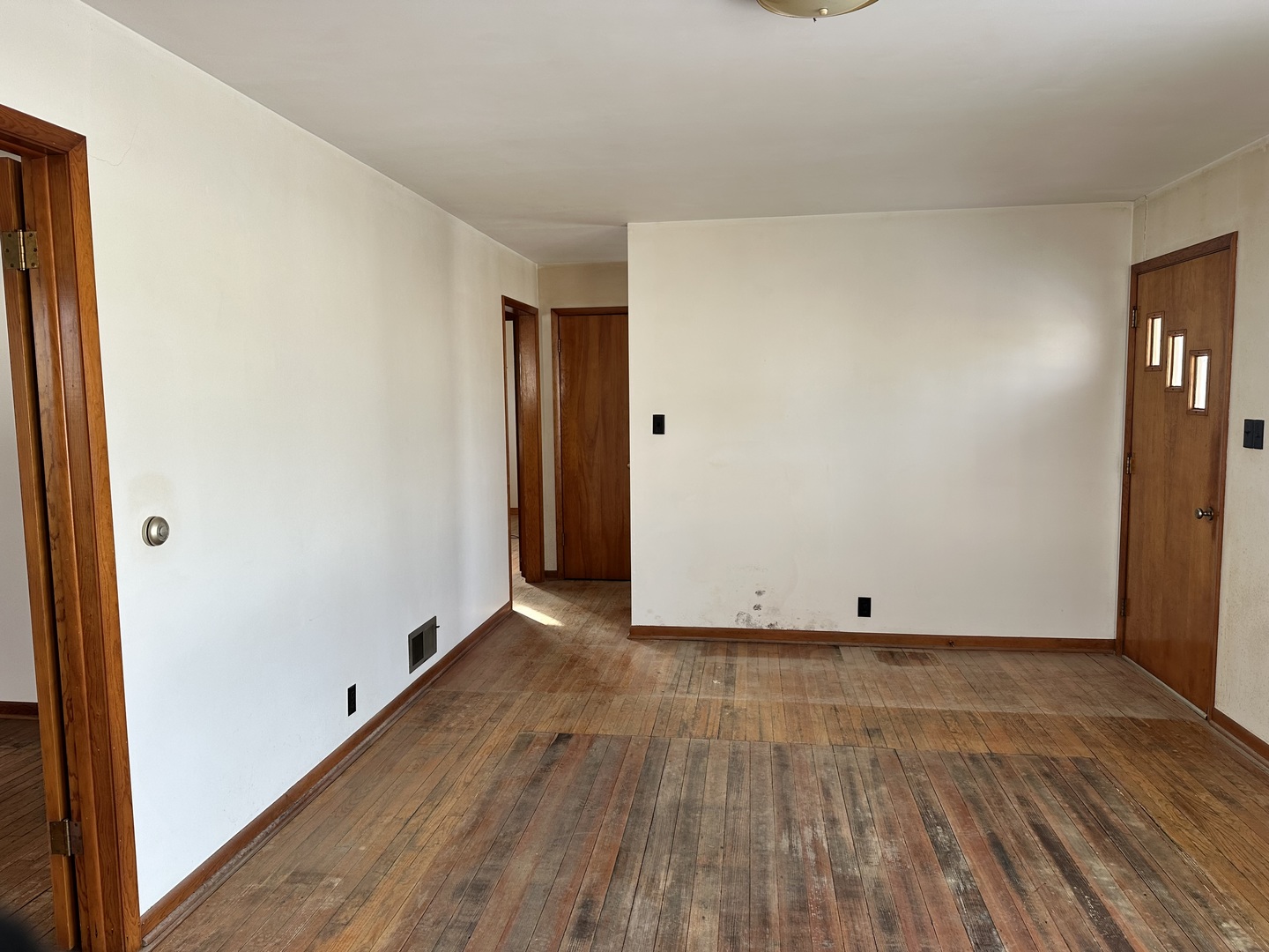 441 West South Street Preston, IA 52069 - Photo 9 of 21