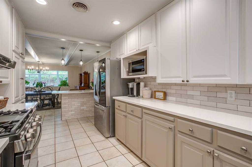 4209 Bilglade Road Fort Worth, TX 76109 - Photo 12 of 35