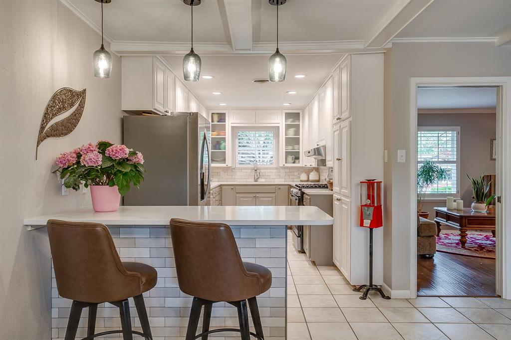 4209 Bilglade Road Fort Worth, TX 76109 - Photo 13 of 35