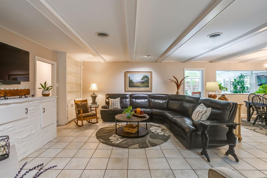 4209 Bilglade Road Fort Worth, TX 76109 - Photo 16 of 35