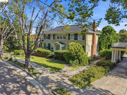 $5,500,000 | 210 La Salle Avenue, Piedmont, CA 94610