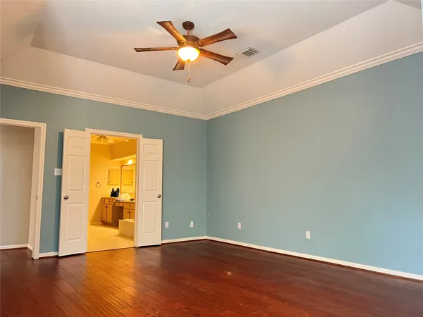 $3,550 | 66 Driftoak Circle, The Woodlands, TX 77381