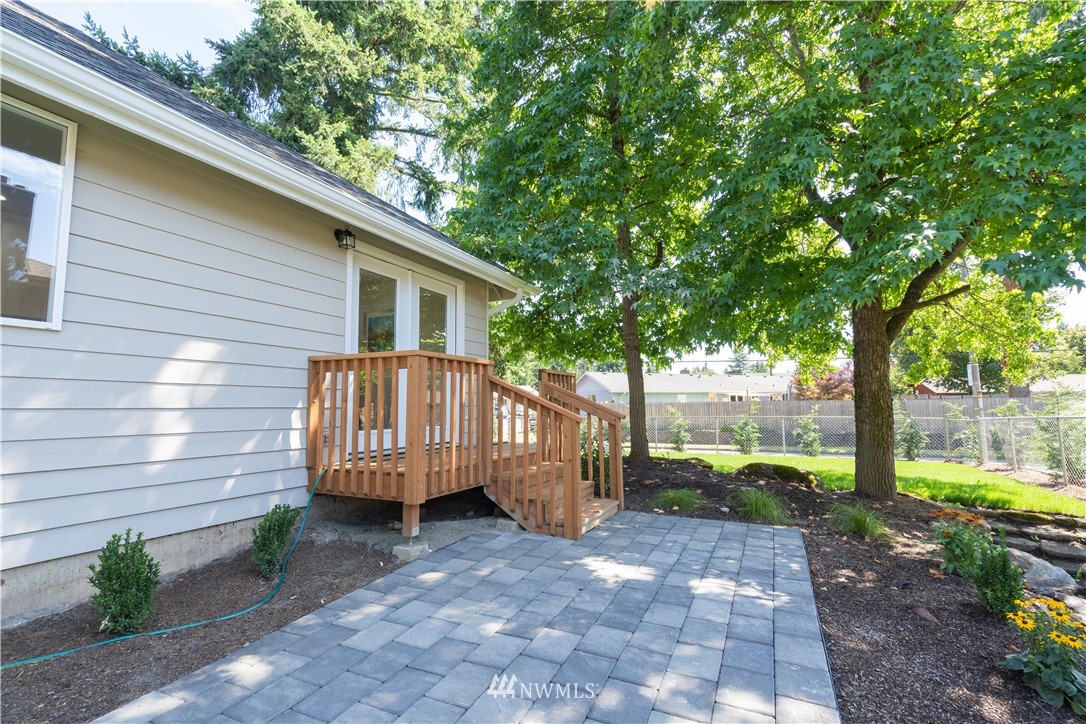 241 Bremerton Avenue Southeast Renton, WA 98059 - Photo 22 of 25 Gallery Image 22