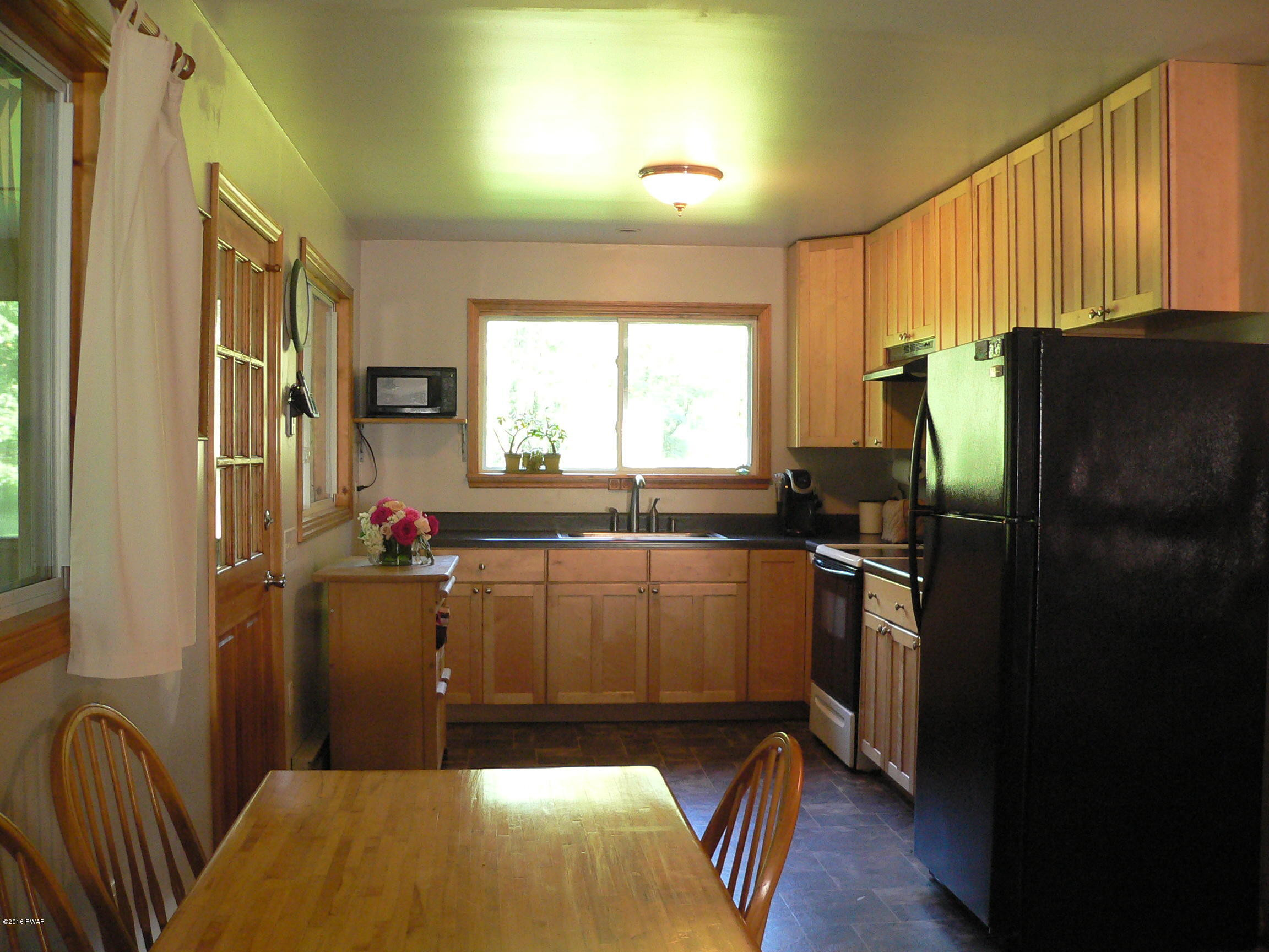3598 River Road Equinunk, PA 18417 - Photo 5 of 14 Kitchen1