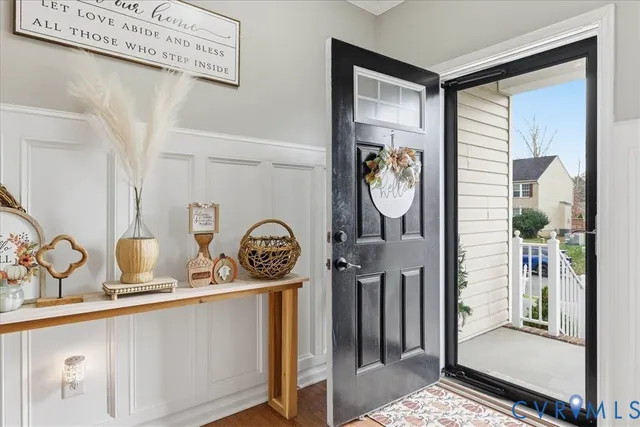 a view of a hallway with elevator