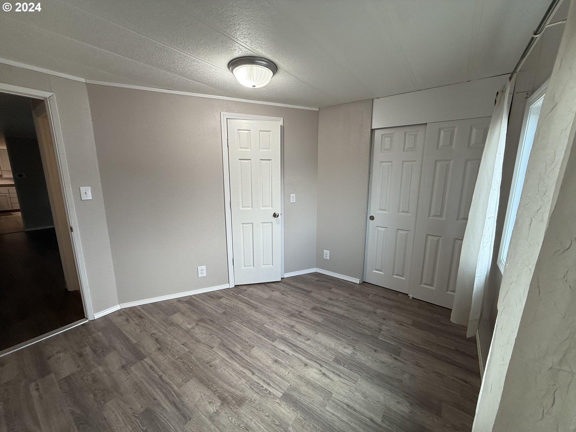 5552 Portland Road Northeast, Unit 10 Salem, OR 97305 - Photo 25 of 36 Gallery Image 25