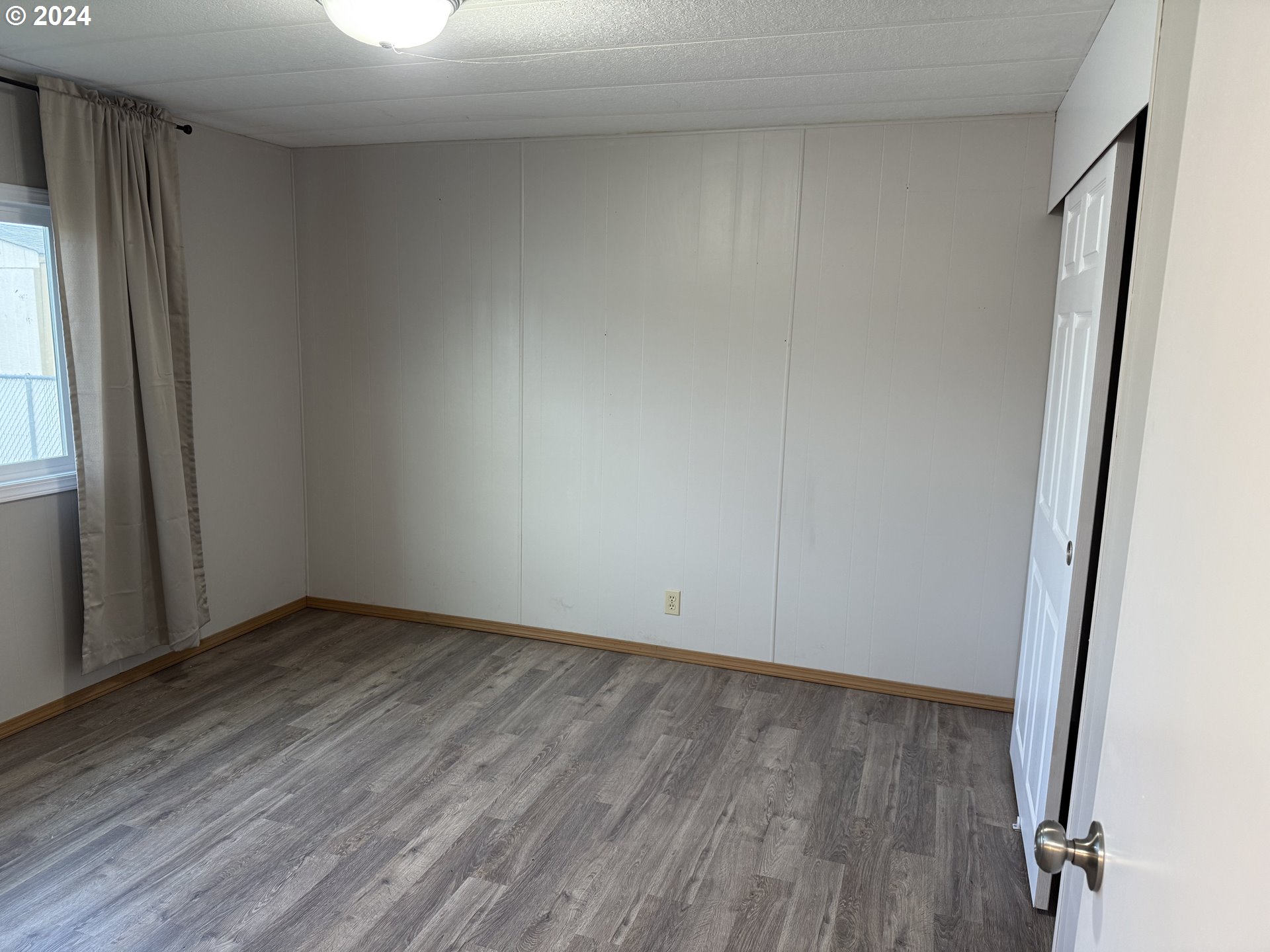 5552 Portland Road Northeast, Unit 10 Salem, OR 97305 - Photo 7 of 36 Gallery Image 7