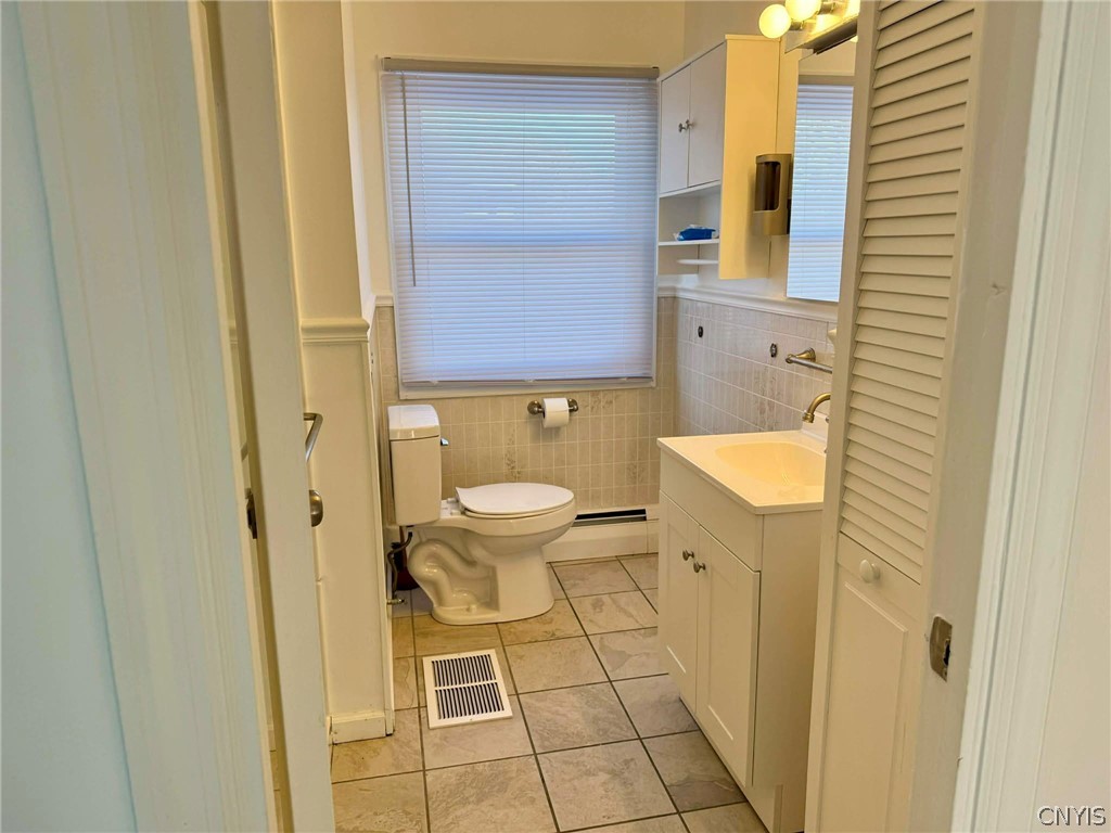 521 Buchanan Road Utica, NY 13502 - Photo 7 of 18