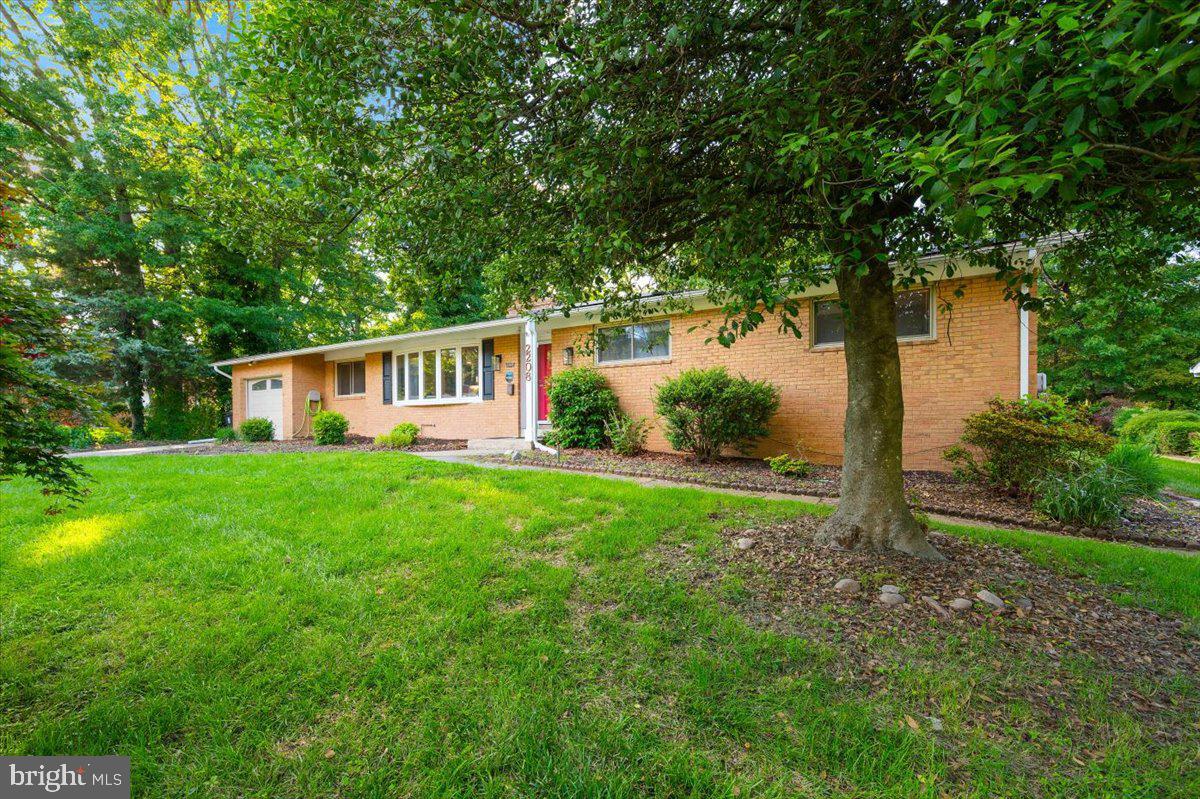 2208 Muskogee Street Adelphi, MD 20783 - Photo 6 of 71 a view of house with backyard
