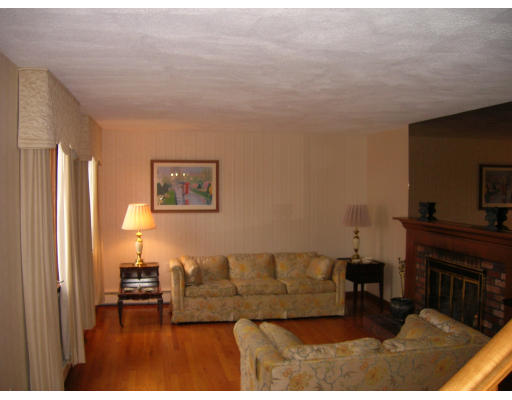 72 Sunset Hill Road Boston, MA 02132 - Photo 9 of 21 Gallery Image 9