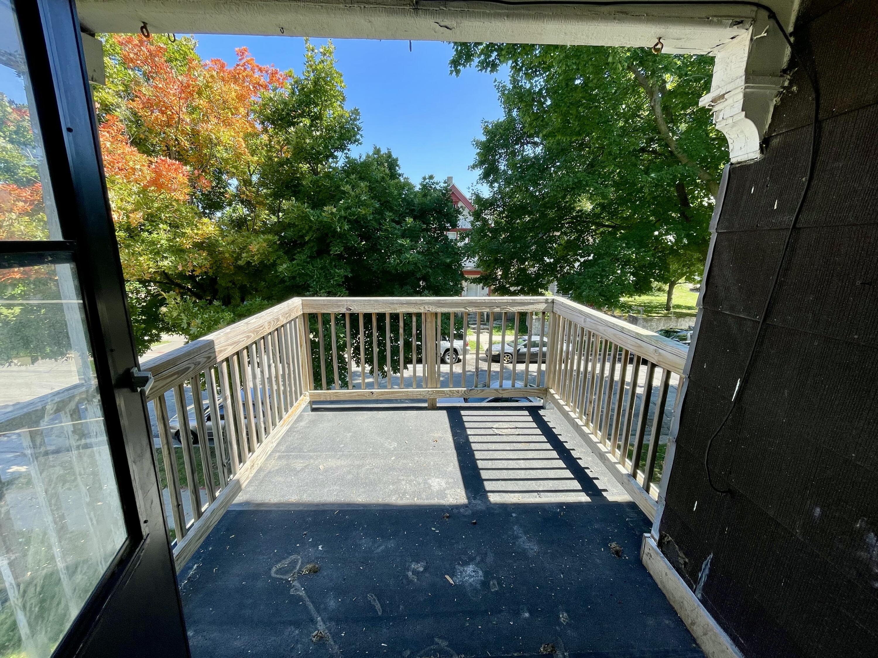 1331 North 22nd Street, Unit 1333 Milwaukee, WI 53205 - Photo 13 of 26 Unit 2 Balcony