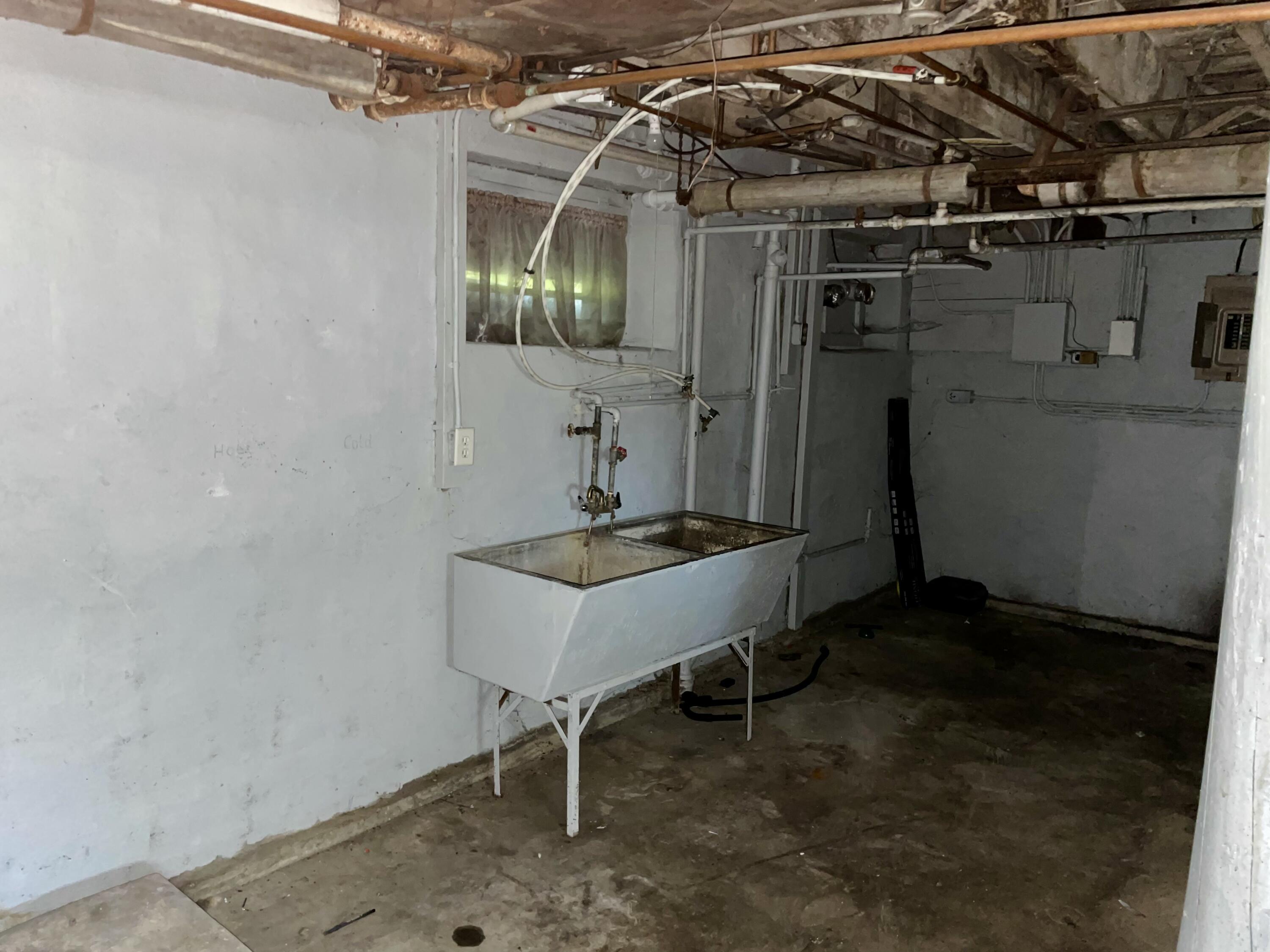 1331 North 22nd Street, Unit 1333 Milwaukee, WI 53205 - Photo 22 of 26 Basement