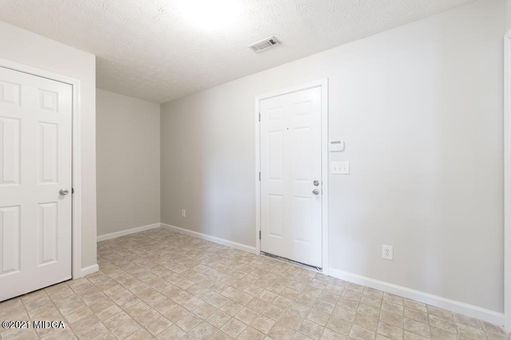 323 Mill Meadow Road Macon, GA 31216 - Photo 12 of 26 Mudroom Entrance from Garage