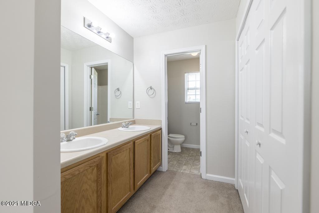323 Mill Meadow Road Macon, GA 31216 - Photo 18 of 26 Master Bathroom