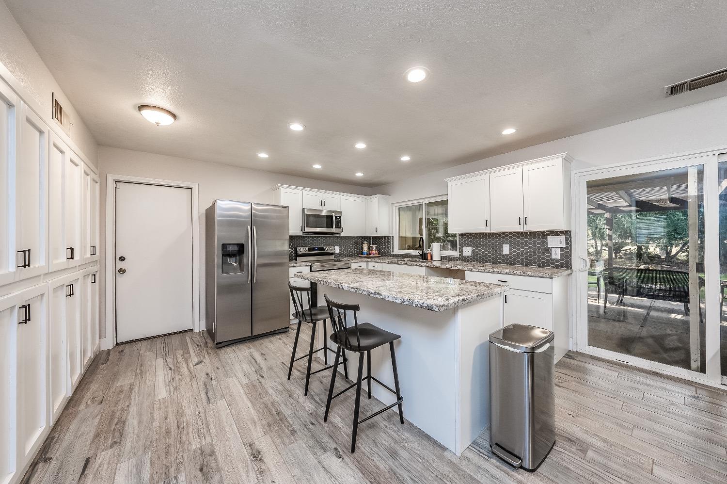19242 Farallon Road Madera, CA 93638 - Photo 8 of 40 Gallery Image 8