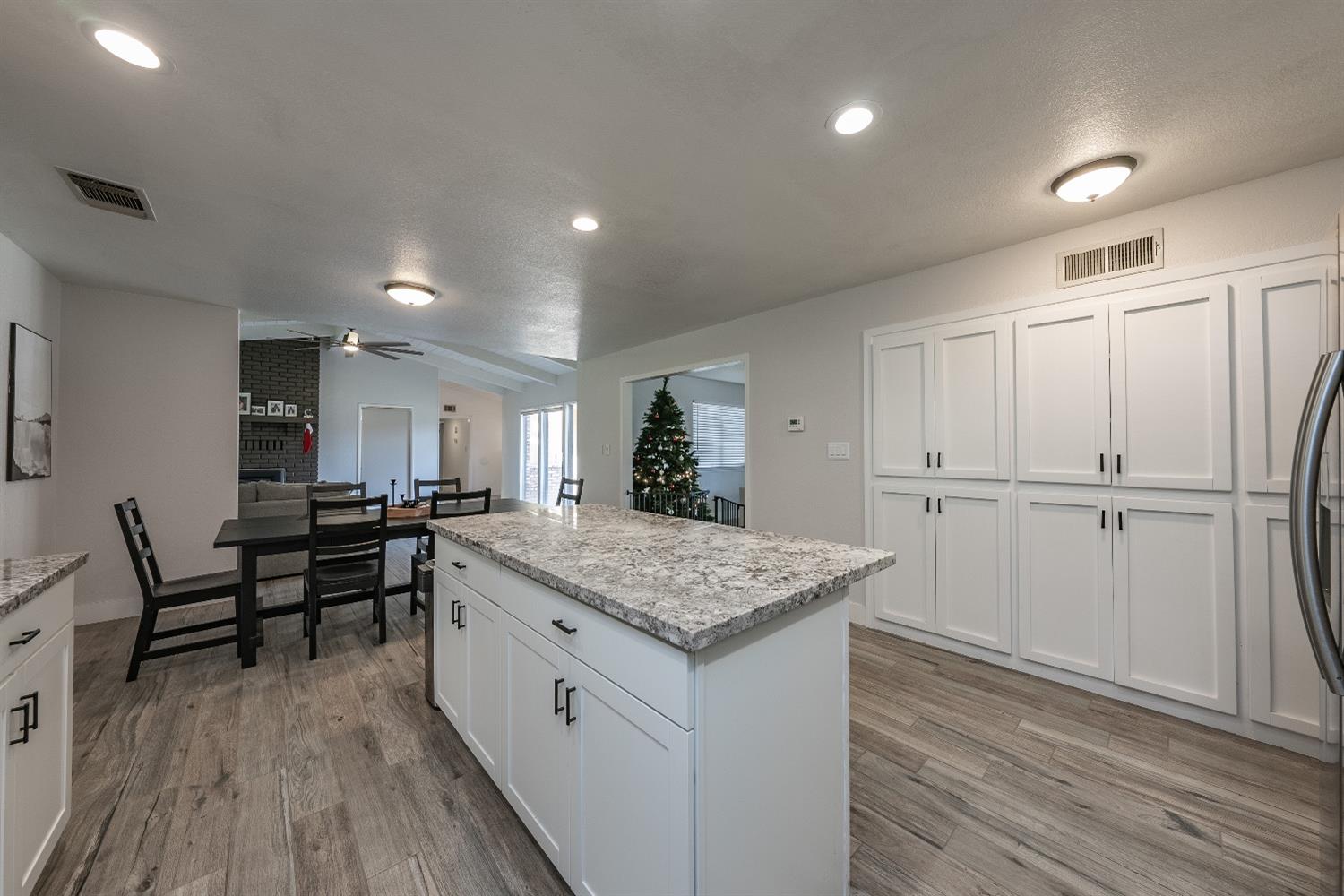 19242 Farallon Road Madera, CA 93638 - Photo 9 of 40 Gallery Image 9