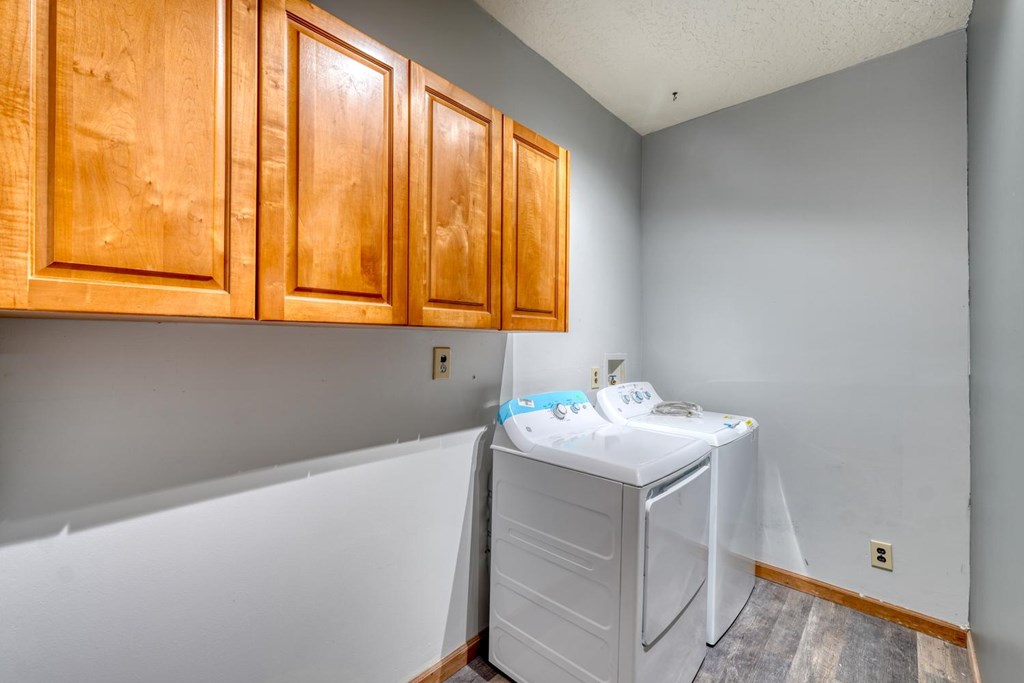 1066 Ridge Road Hiawassee, GA 30546 - Photo 20 of 51 a utility room with a window