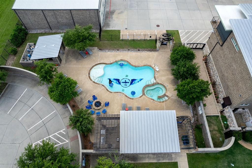 9400 Ragwing Lane McKinney, TX 75071 - Photo 10 of 30 an aerial view of a house having yard and a sitting area