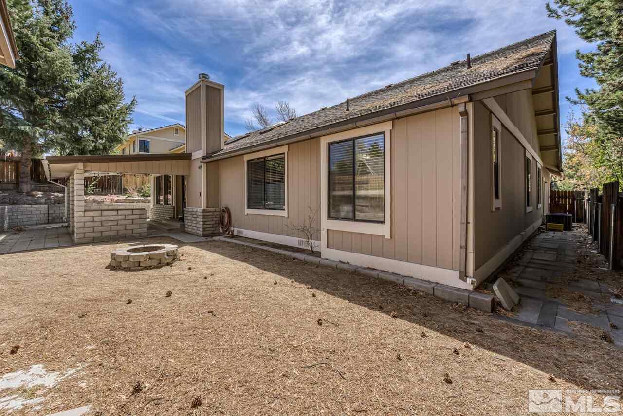 5325 Mountcrest Lane Reno, NV 89523 - Photo 16 of 17 a front view of a house