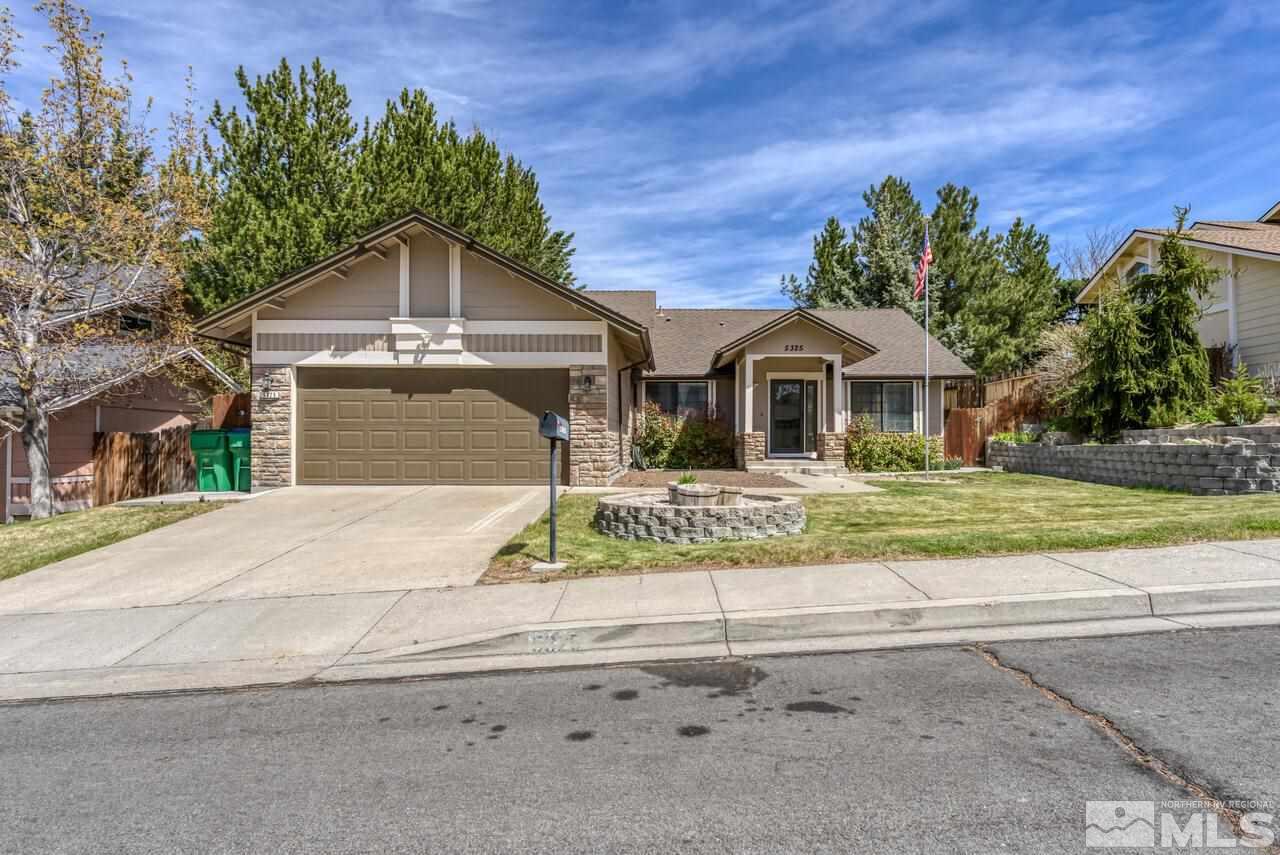 5325 Mountcrest Lane Reno, NV 89523 - Photo 17 of 17 front view of house with a yard