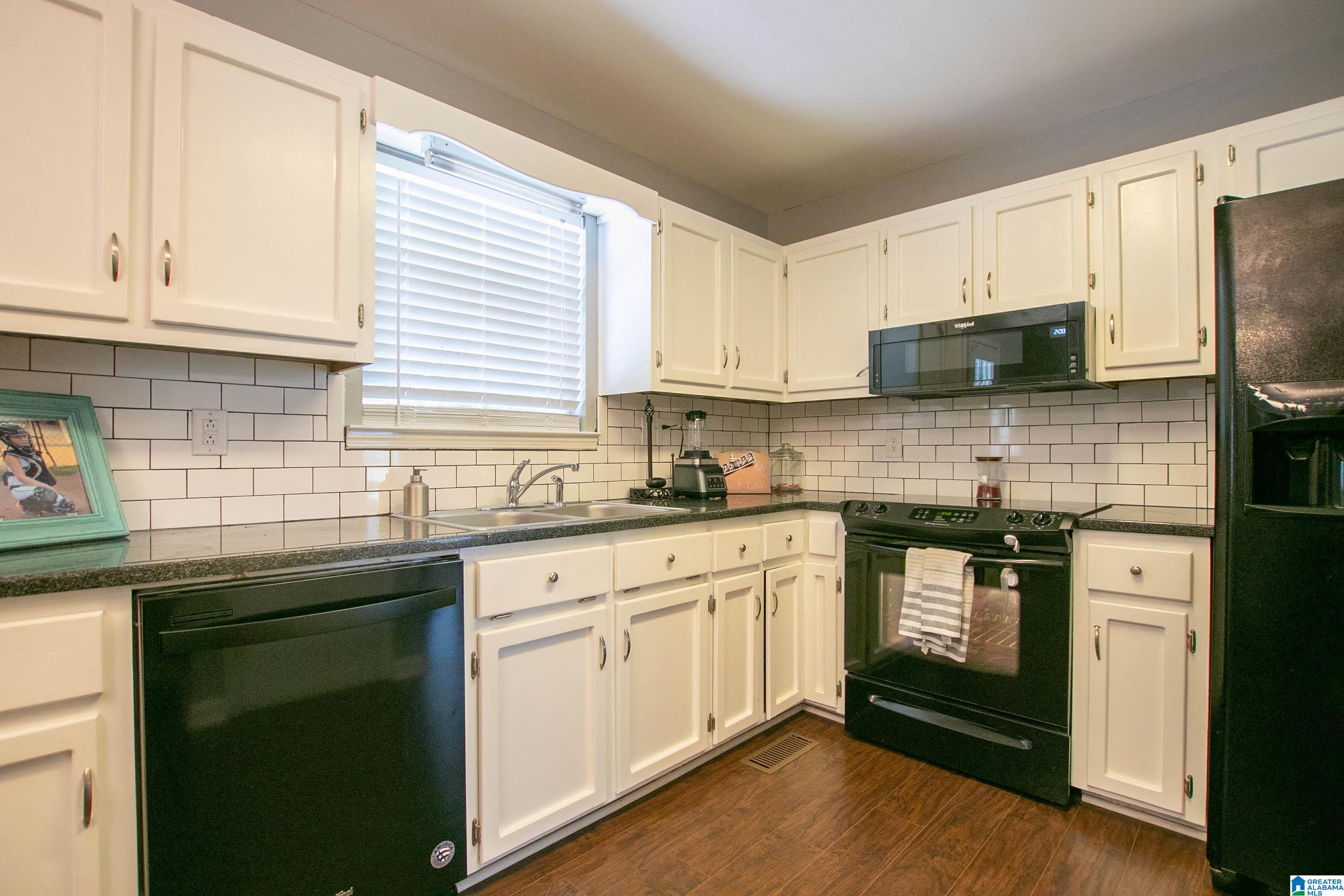 2103 Sardis Road Gardendale, AL 35071 - Photo 10 of 27 Gallery Image 10