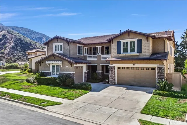 $1,388,000 | 2144 Mulefat Circle, Corona, CA 92882