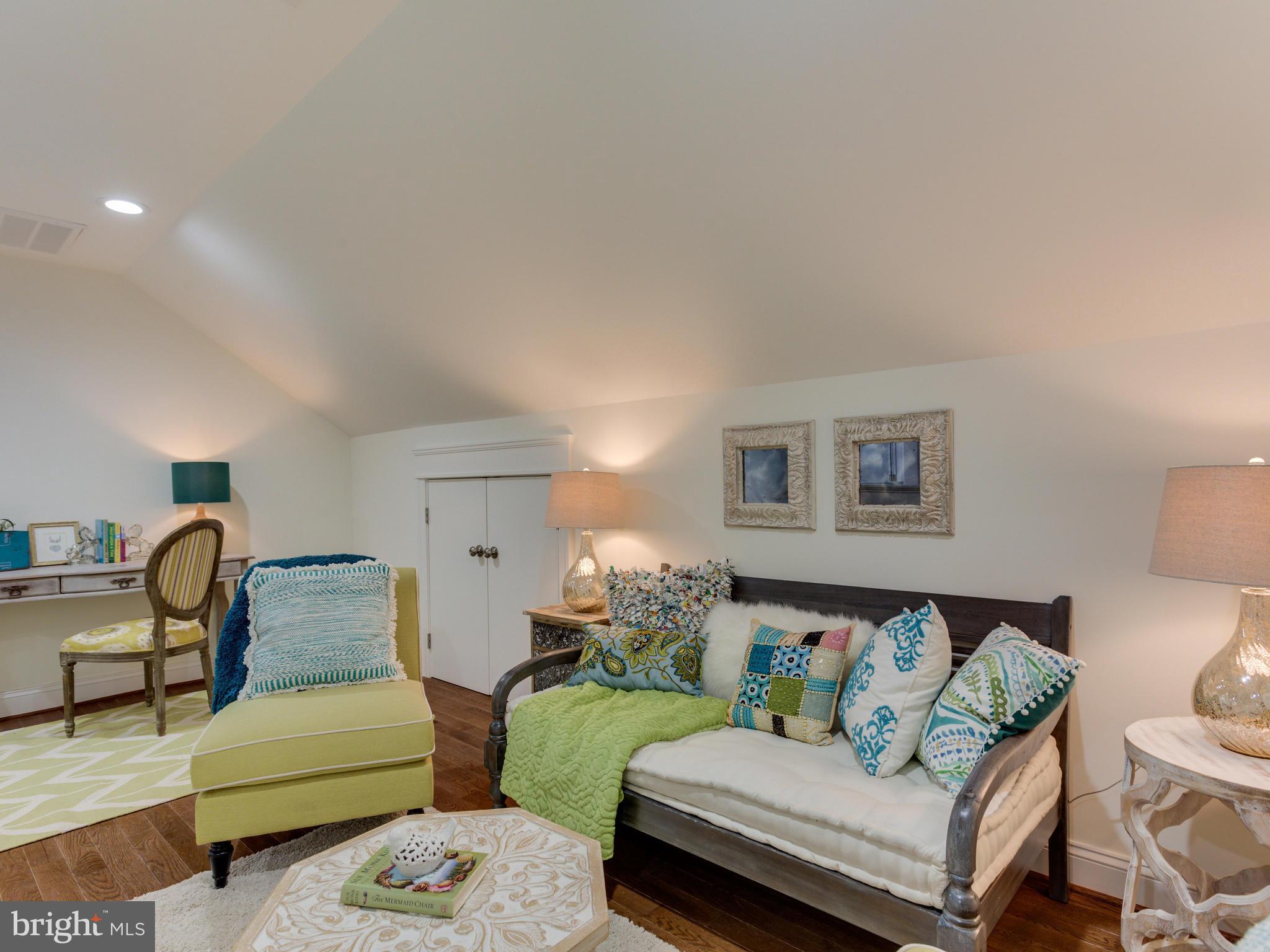 3722 Chesapeake Street Northwest Washington, DC 20016 - Photo 19 of 30 a living room with furniture and a couch