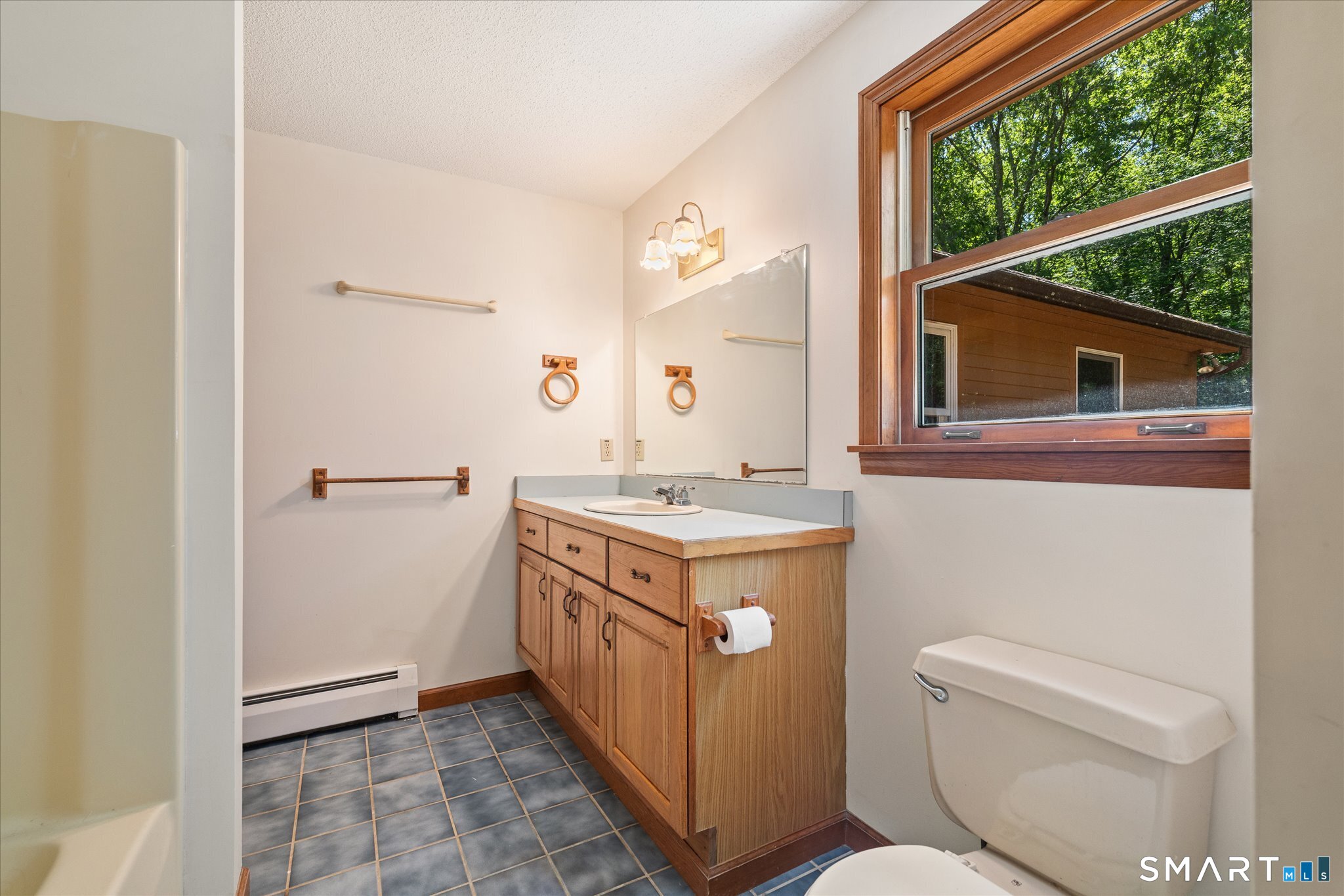 244 Paine Road Pomfret, CT 06259 - Photo 28 of 40