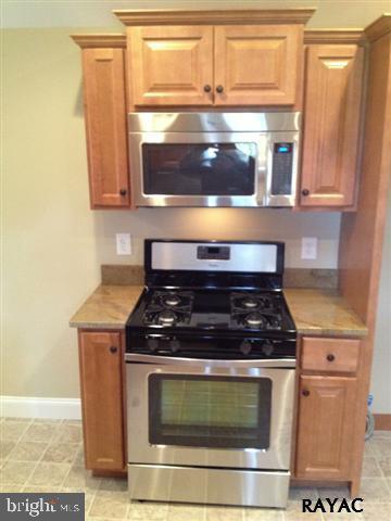 1075 Snyder Corner Road Red Lion, PA 17356 - Photo 10 of 25 Gallery Image 10