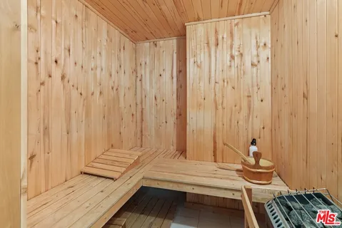 $4,100,000 | 3541 Westfall Drive, Encino, CA 91436