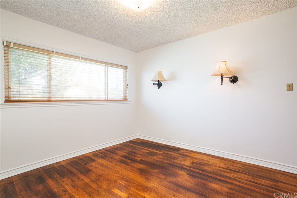 3630 Hackett Avenue Long Beach, CA 90808 - Photo 2 of 20