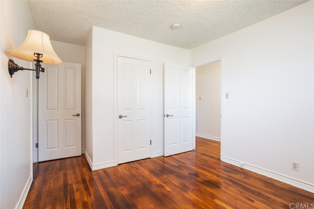 3630 Hackett Avenue Long Beach, CA 90808 - Photo 3 of 20