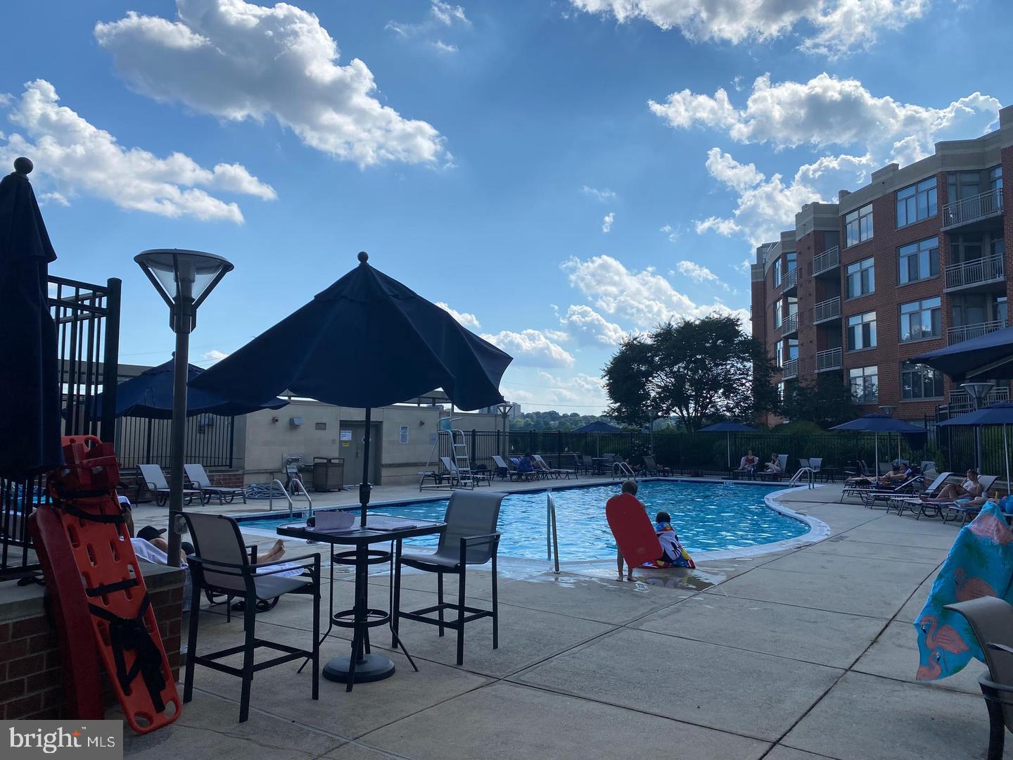 3650 South Glebe Road, Unit 347 Arlington, VA 22202 - Photo 9 of 46 Pool