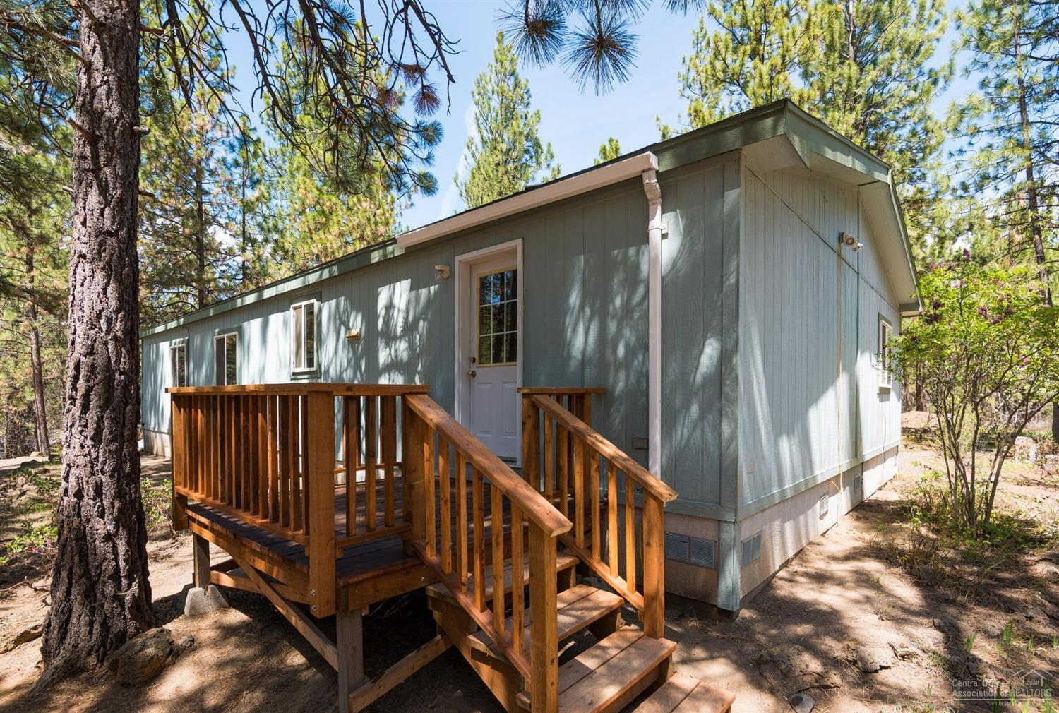 60106 Turquoise Road Bend, OR 97702 - Photo 19 of 25 Additional Photo