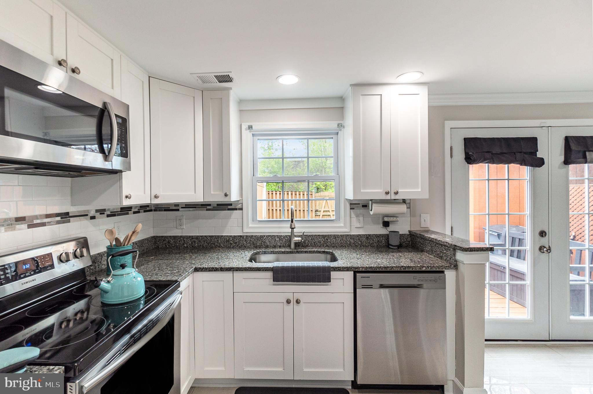 7469 Lone Star Road Lorton, VA 22079 - Photo 8 of 28 Gallery Image 8