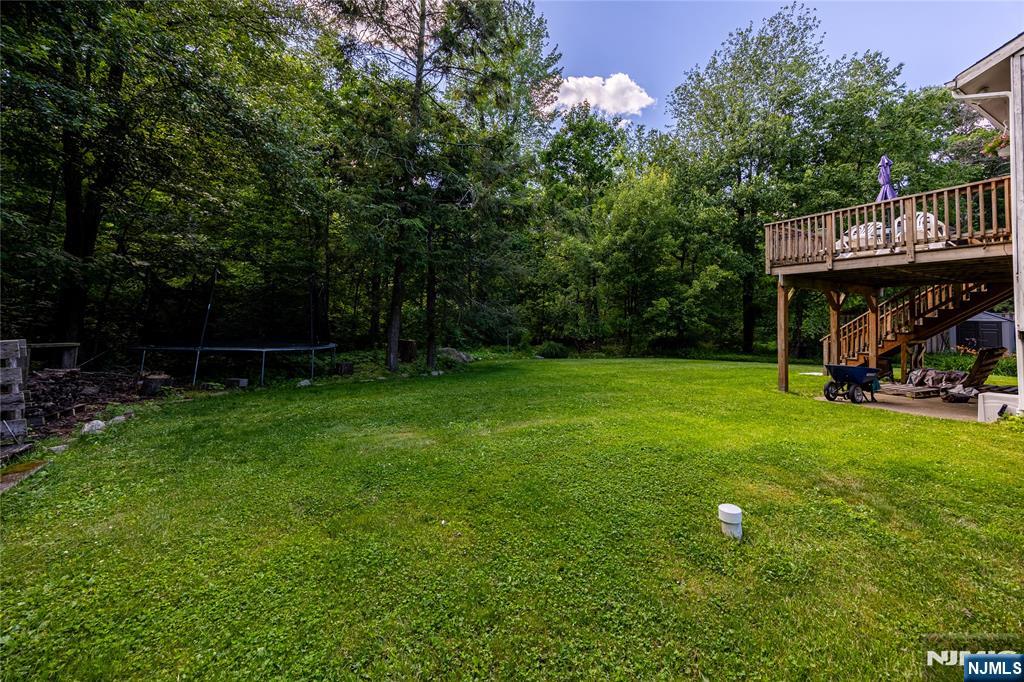 103 Alturas Road Vernon, NJ 07422 - Photo 17 of 18 Gallery Image 17