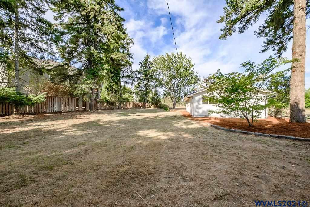 2714 Northwest Gibson Hill Road Albany, OR 97321 - Photo 36 of 41