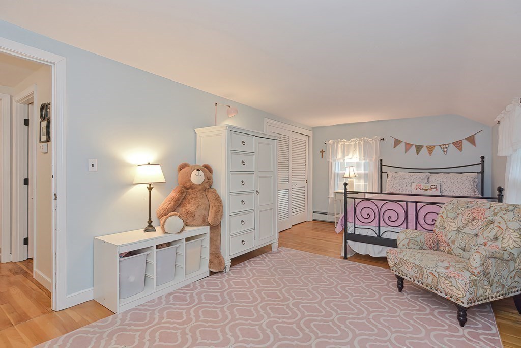 18 Coach Road Walpole, MA 02081 - Photo 24 of 42 Gallery Image 24