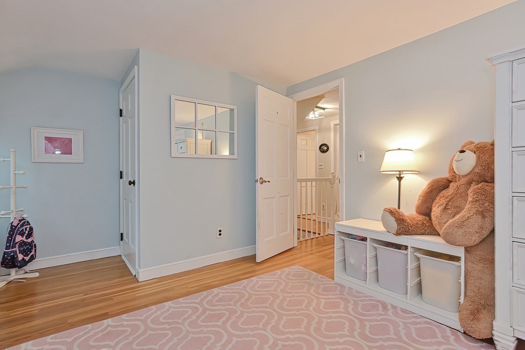 18 Coach Road Walpole, MA 02081 - Photo 27 of 42 Gallery Image 27