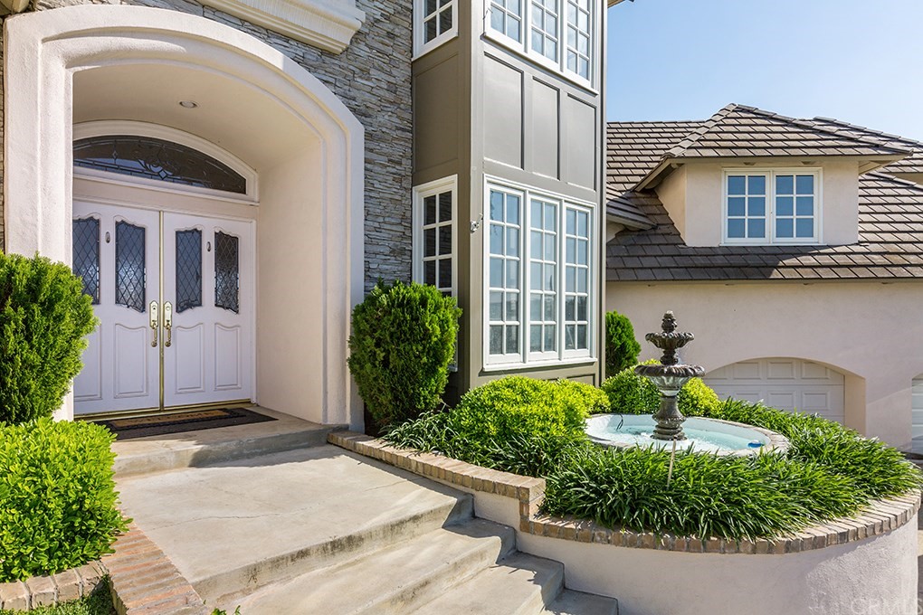 20 Panorama Drive Redlands, CA 92374 - Photo 8 of 55