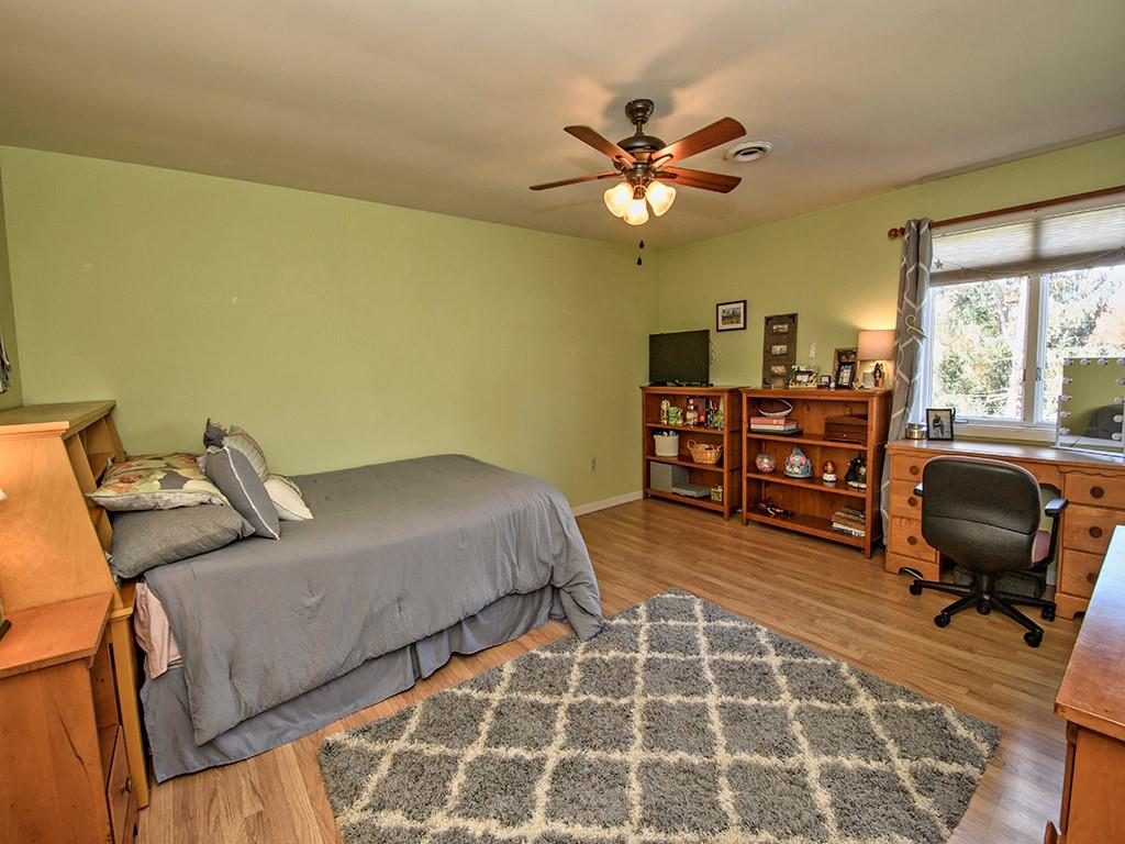 729 Pinoak Road Pittsburgh, PA 15243 - Photo 12 of 16 Gallery Image 12
